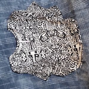 Harmony Black and White Top